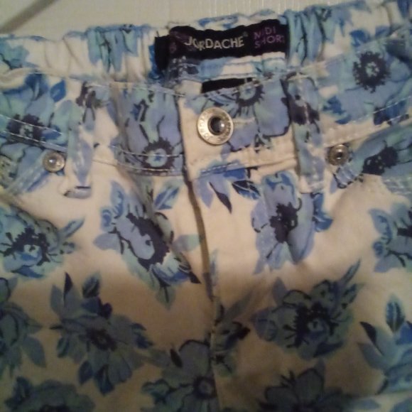 Jordache - Picture 5 of 5